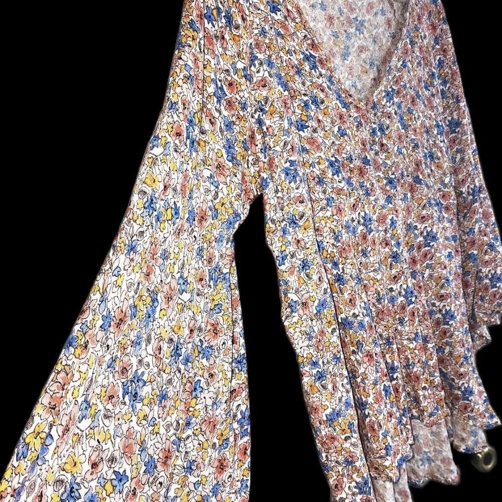 Rachel Zoe Multicolor Floral V-Neck Blouse